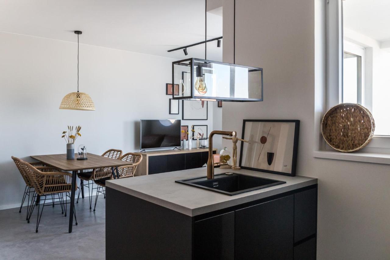 O'Live Residence - Designer Suites Bibinje Buitenkant foto