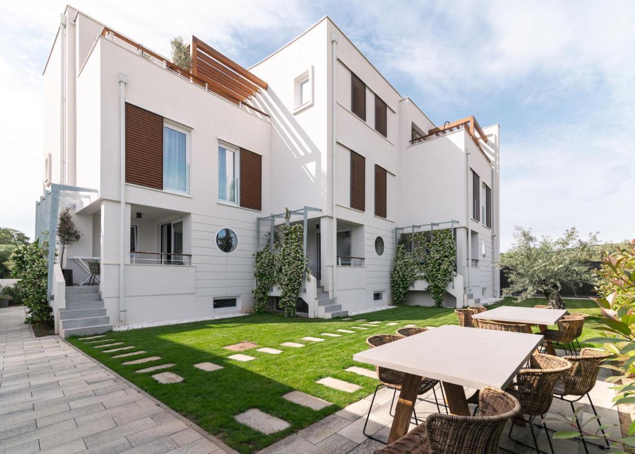 O'Live Residence - Designer Suites Bibinje Buitenkant foto